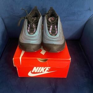 Nike Air Max 97 MM (GS) black/laser fuchsia size 6y